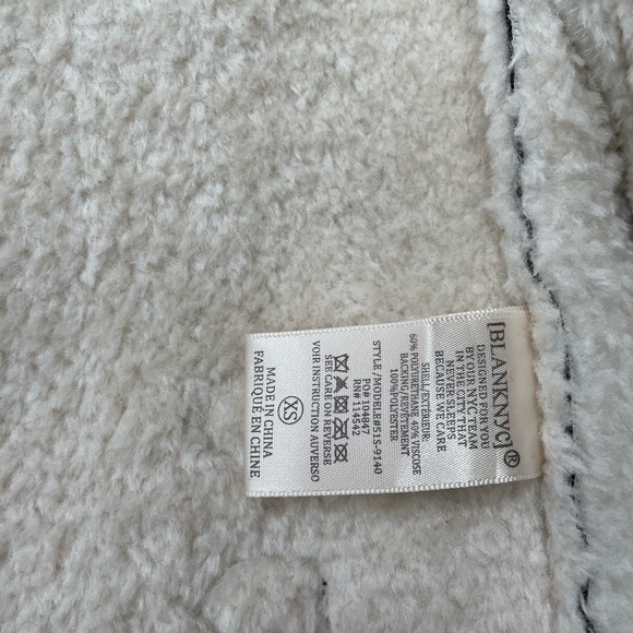 BLANKNYC moto jacket size xs perfect condition - Picture 6 of 9